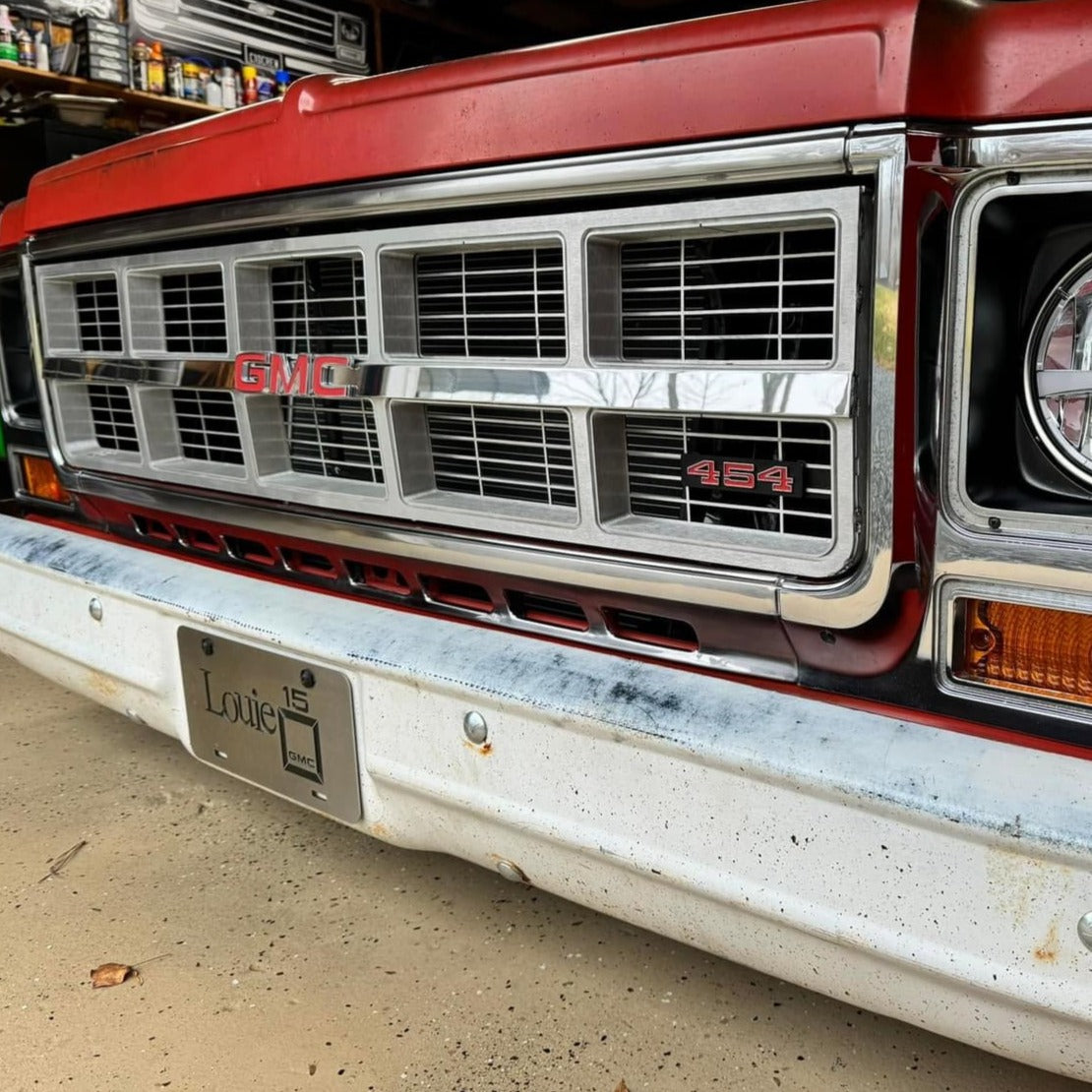 Perfit Liner Silver Grille With Gray Insert – Fit 1985-1988 GMC C/K 1500-3500 & Jimmy – Direct Replacement