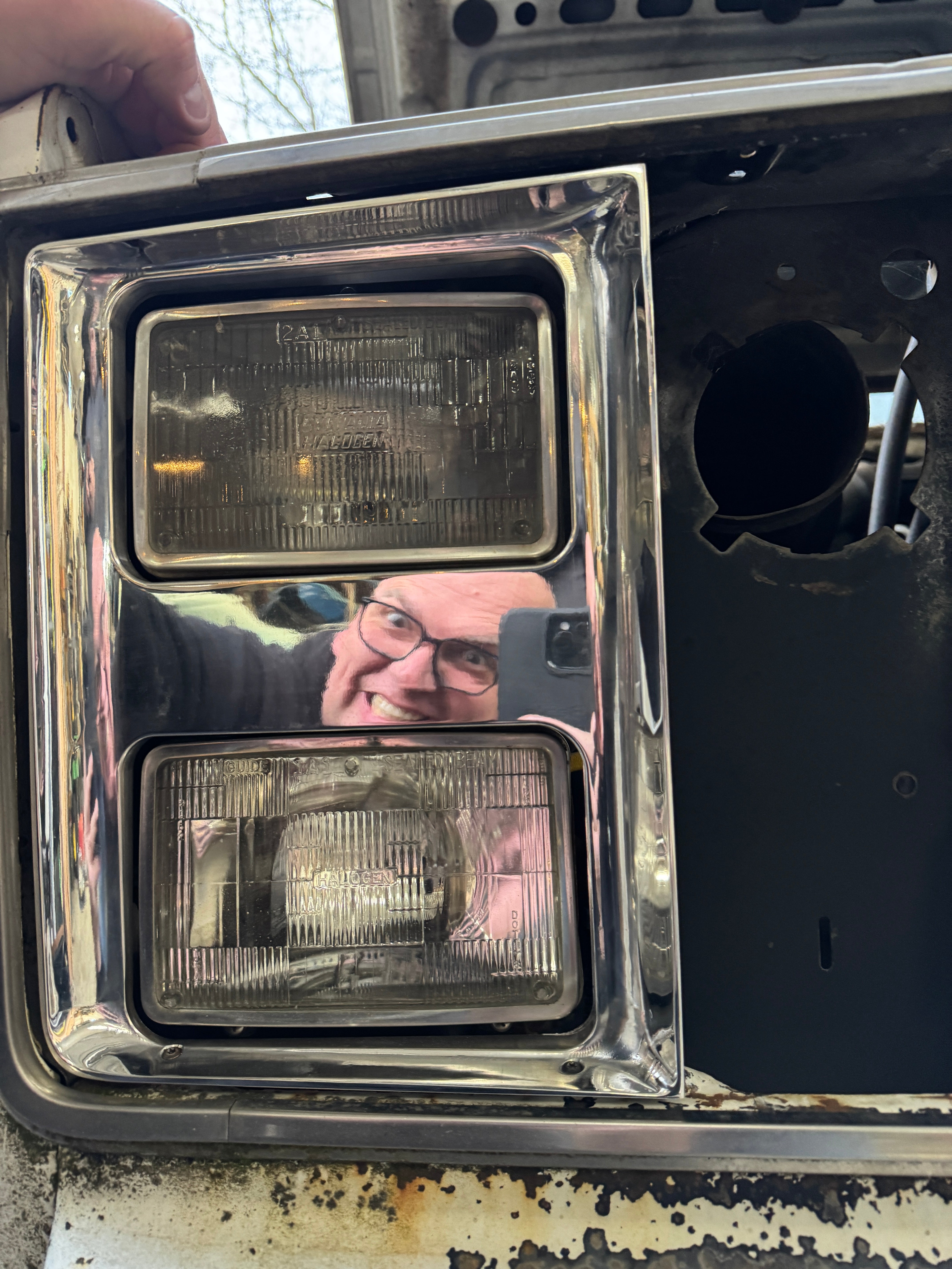 Billet Aluminum Headlight Bezels 1985-87 Chevrolet Truck
