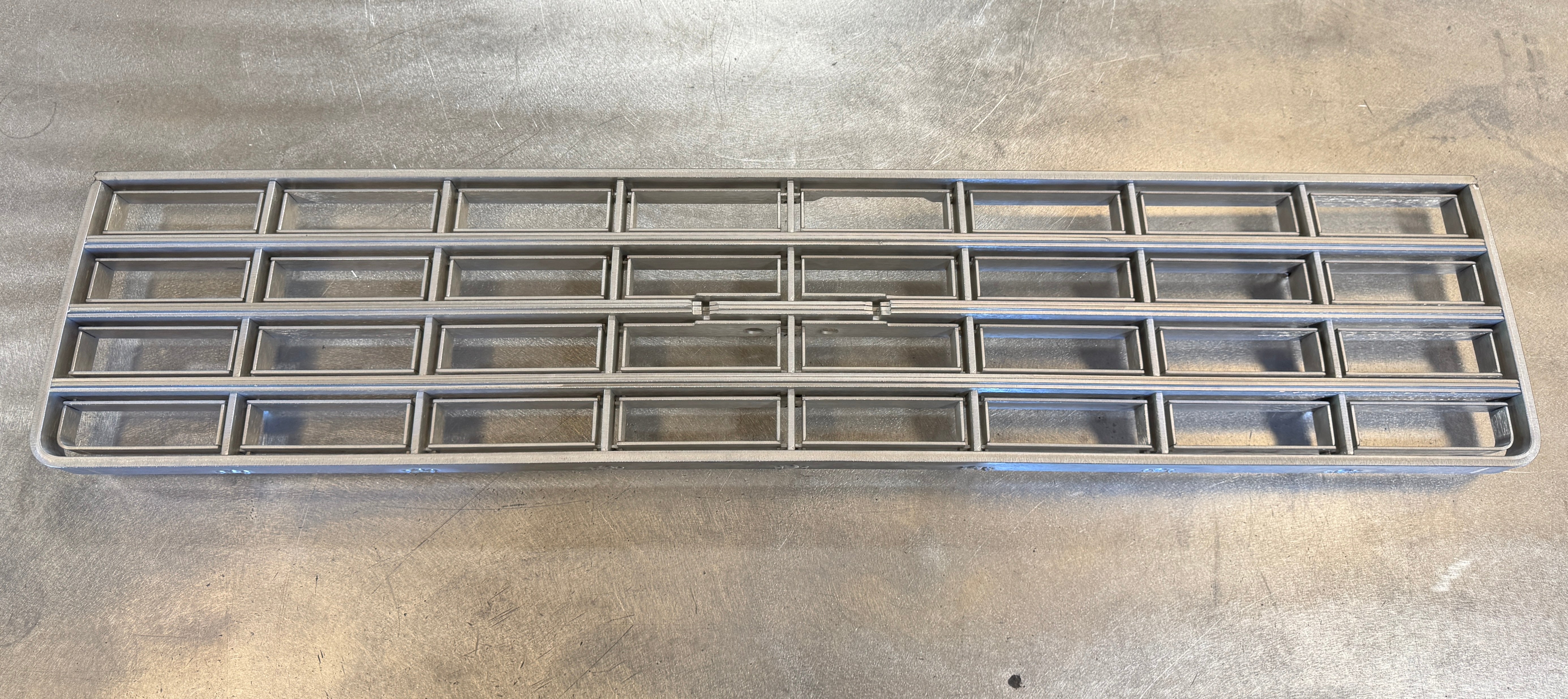 Grille AF (Aluminum Fabricated) 1975-76 Chevrolet Truck