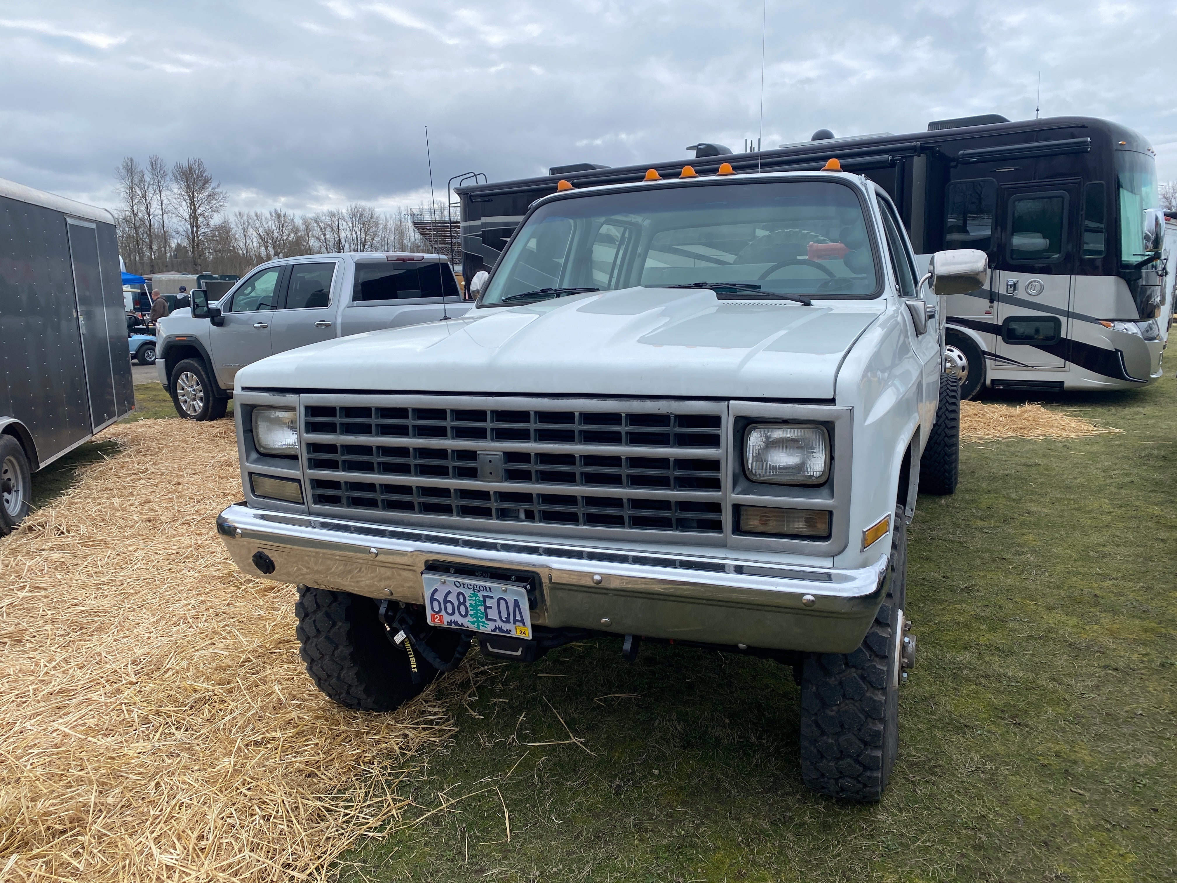 1981-87 GM truck (& 1981-91 K5 Blazer, Suburban, Crew, CUCV) Behind Bumper Winch Mount (BBWM) & steering box reinforce kit